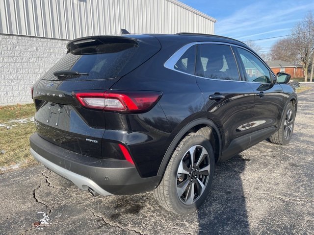 Used 2024 Ford Escape Platinum image 13