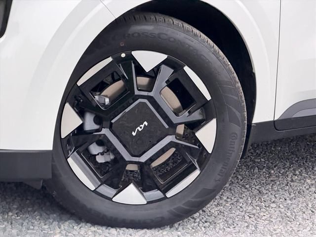 New 2026 Kia Carnival EX FWD image 26