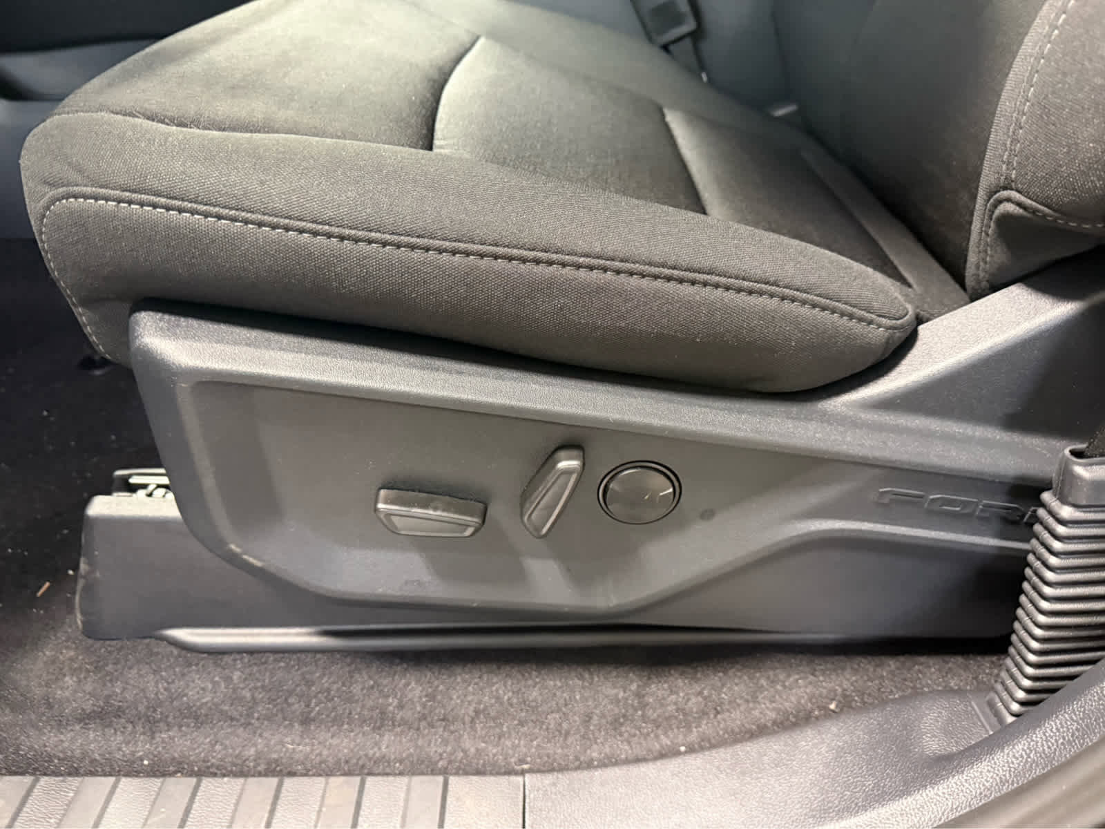 New 2026 Ford F150 XLT w/ Equipment Group 302A MID image 13