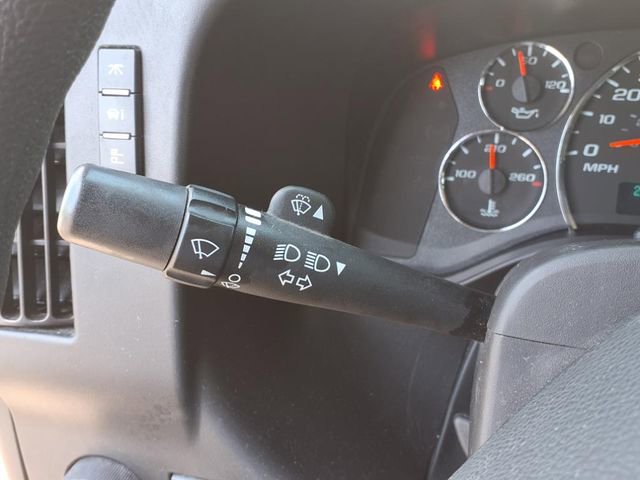 Used 2023 Chevrolet Express 2500 w/ Driver Convenience Package image 25