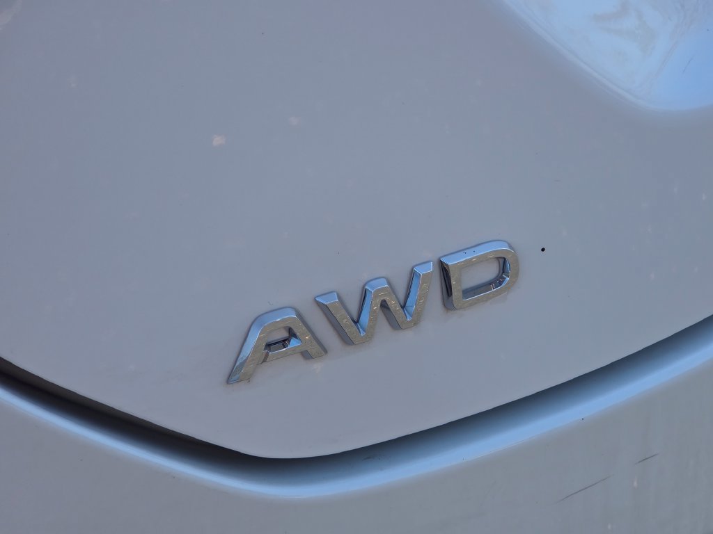 Certified 2025 Honda Pilot Touring image 19