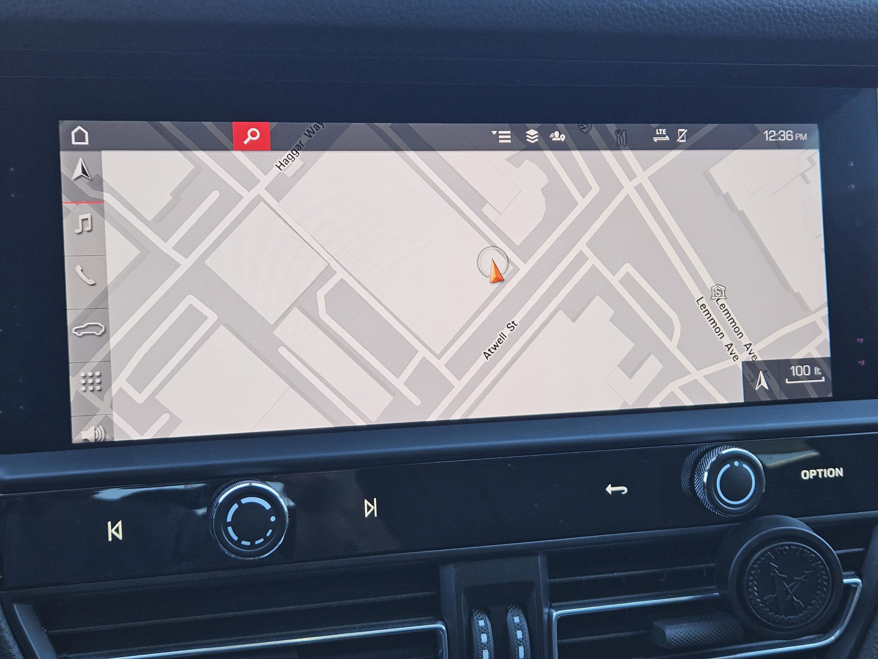 Certified 2023 Porsche Macan Turbo image 17