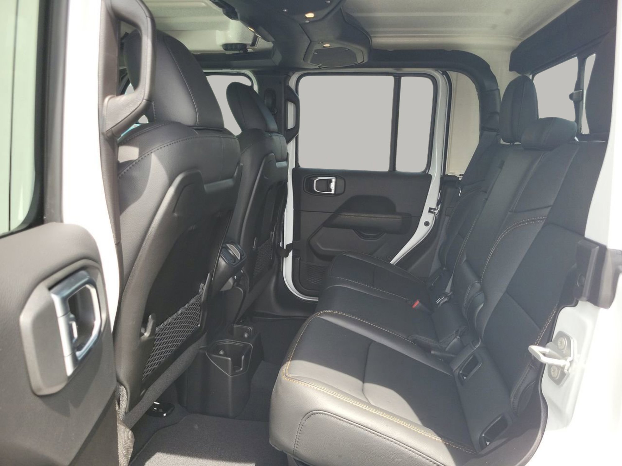 New 2025 Jeep Gladiator Sport image 15