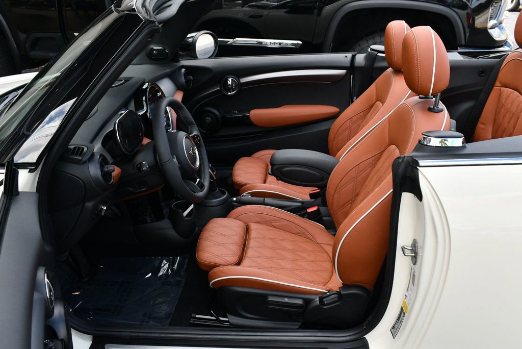 Used 2023 MINI Cooper S image 59