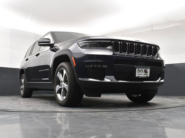 Used 2023 Jeep Grand Cherokee L Limited image 19