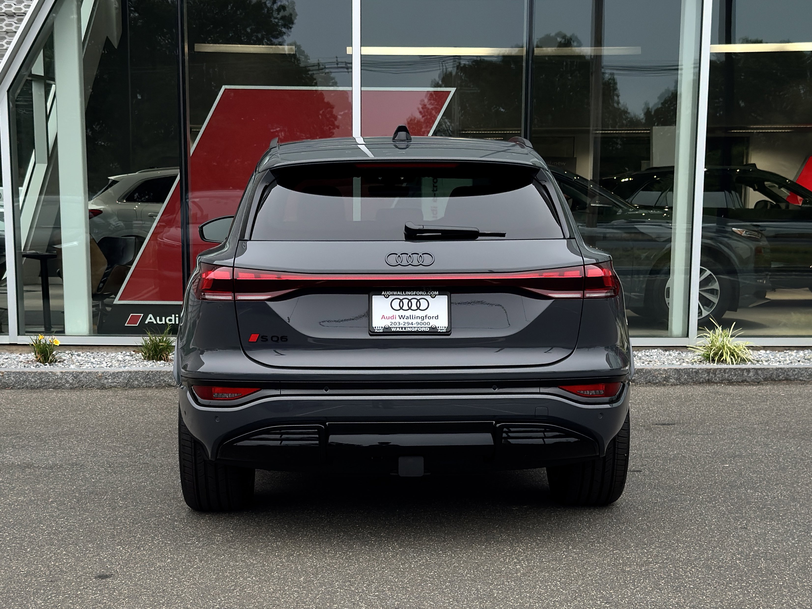 New 2025 Audi SQ6 e-tron Premium Plus image 11