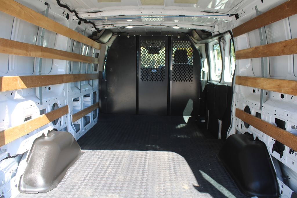 Used 2022 Ford Transit 250 Low Roof w/ Exterior Upgrade Package image 27