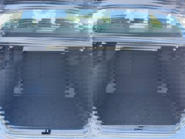 Used 2025 Toyota Camry LE image 33