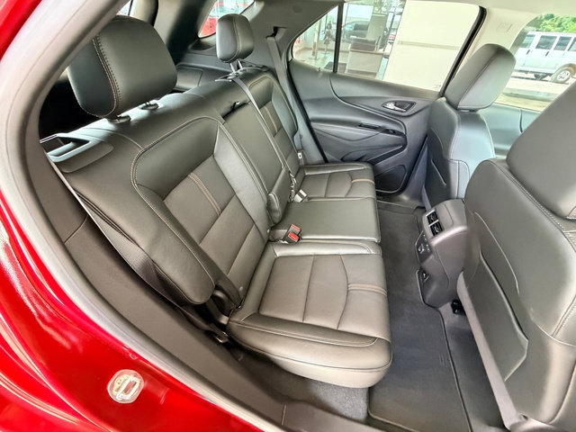 Used 2024 Chevrolet Equinox Premier AWD/4WD image 24
