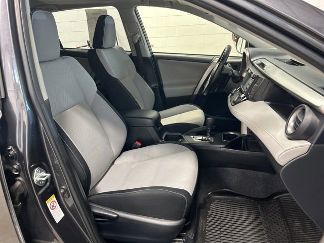 Used 2018 Toyota RAV4 XLE w/ Plus Extra Value Package AWD/4WD image 12