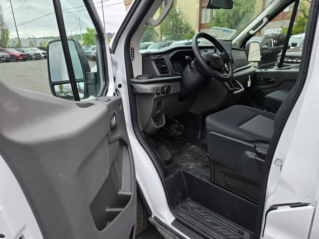 New 2026 Ford Transit 250 148 Medium Roof RWD image 13