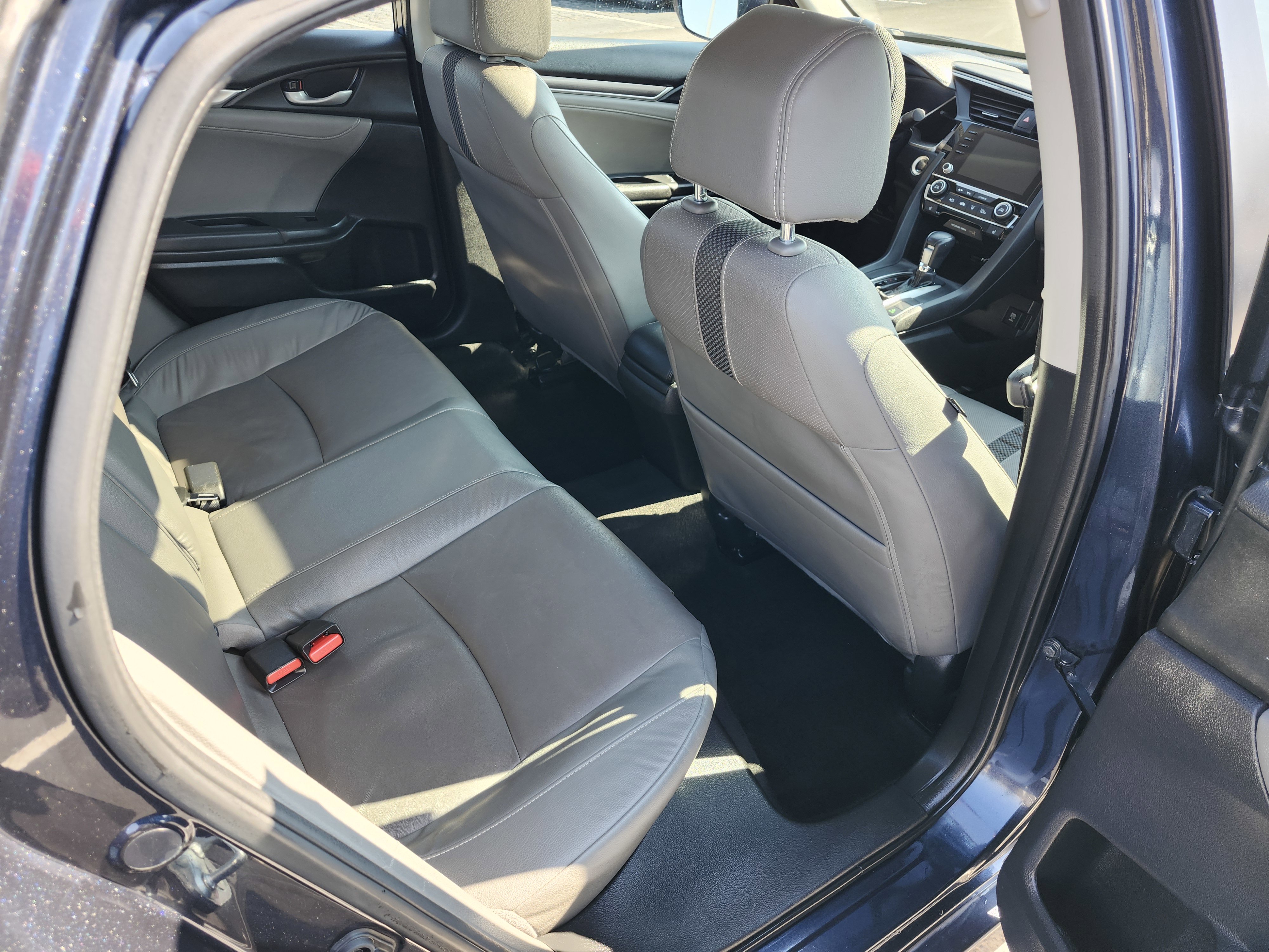 Used 2021 Honda Civic EX-L image 22