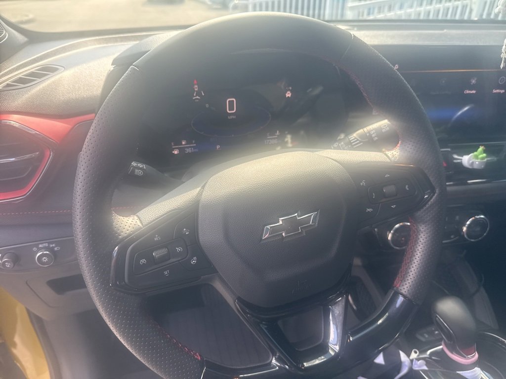 Used 2024 Chevrolet TrailBlazer RS w/ Convenience Package image 21