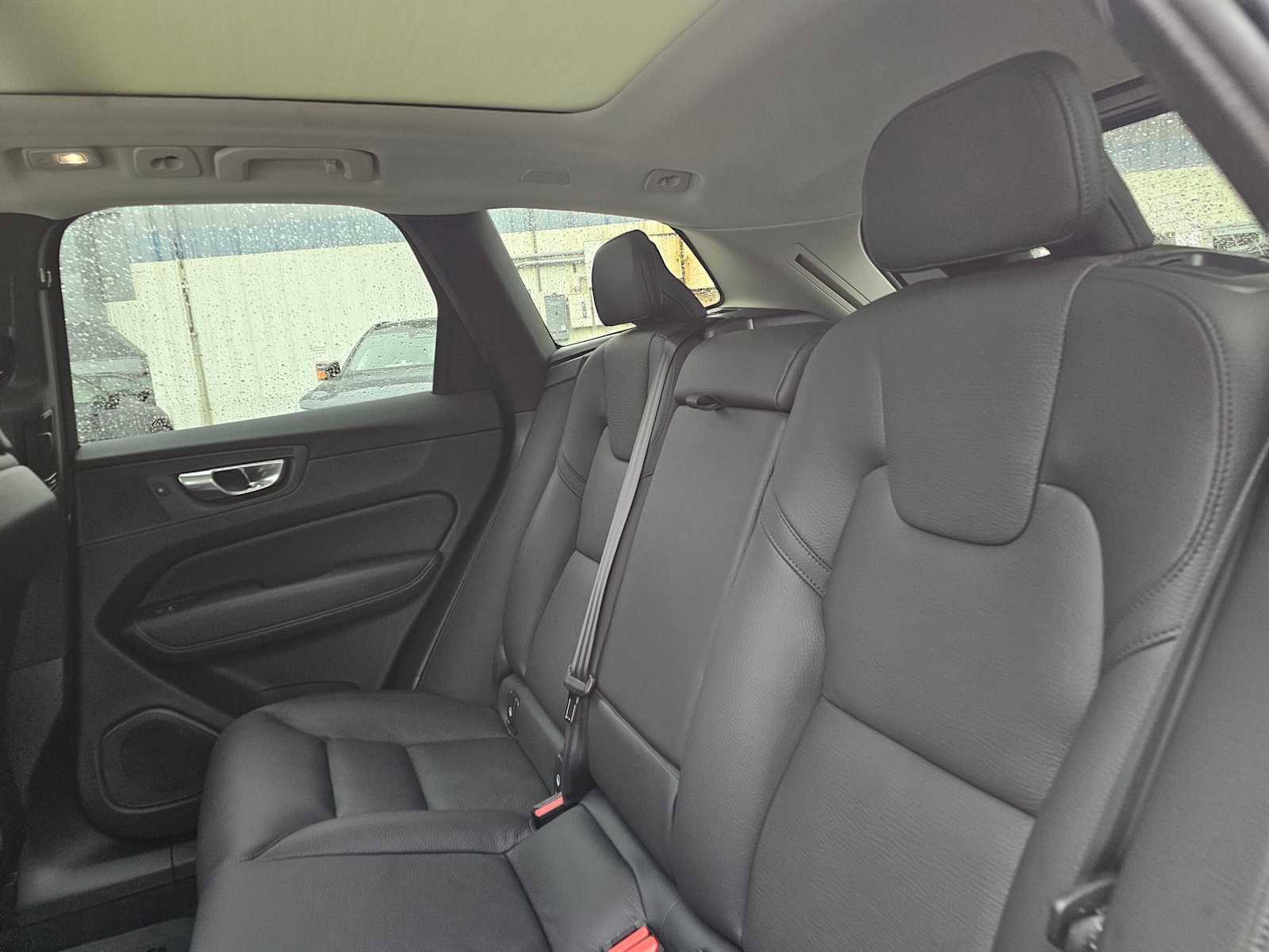 Certified 2024 Volvo XC60 T8 Plus w/ Protection Package Premier image 13