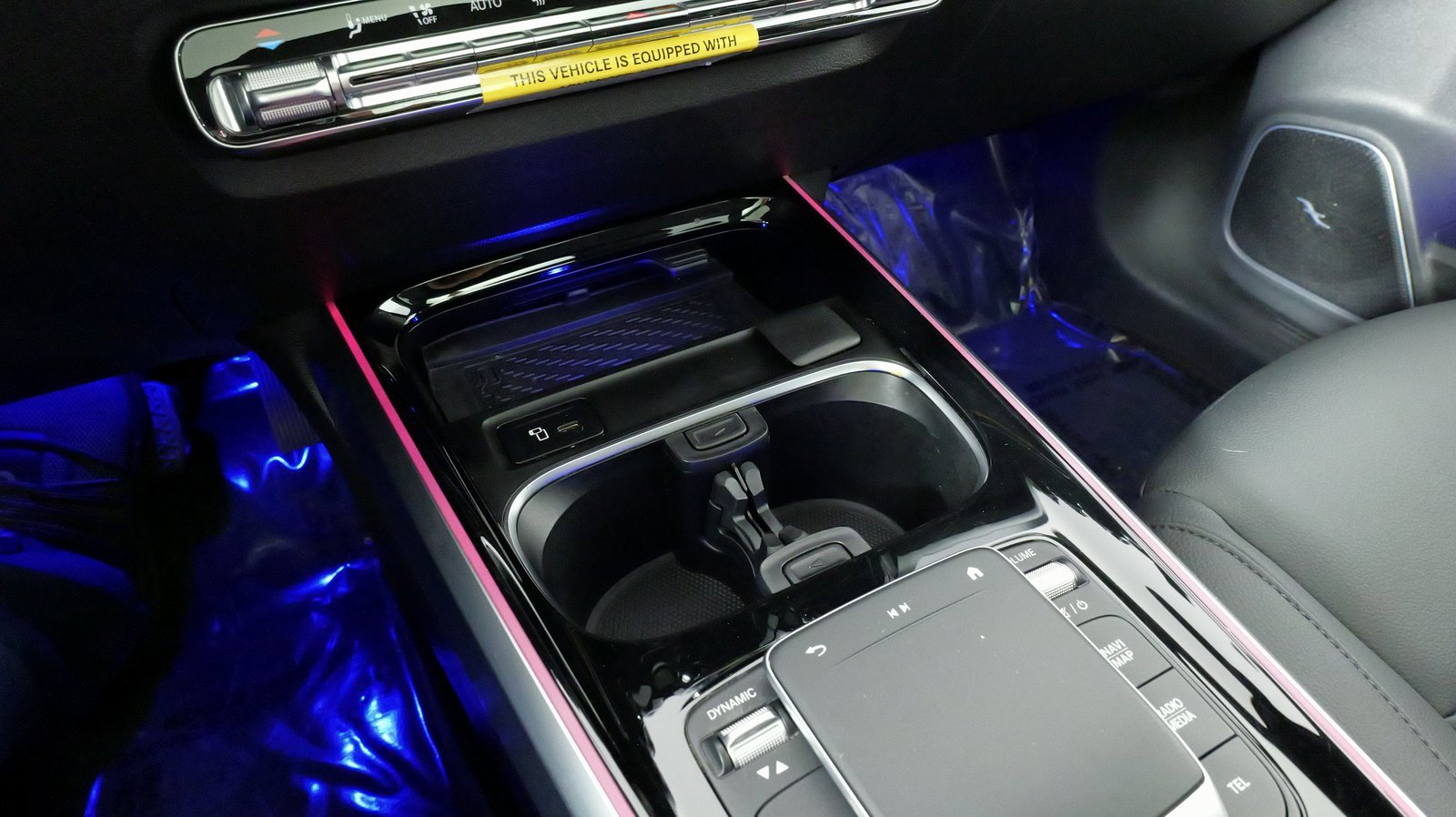 Used 2022 Mercedes-Benz EQB 300 4MATIC image 54