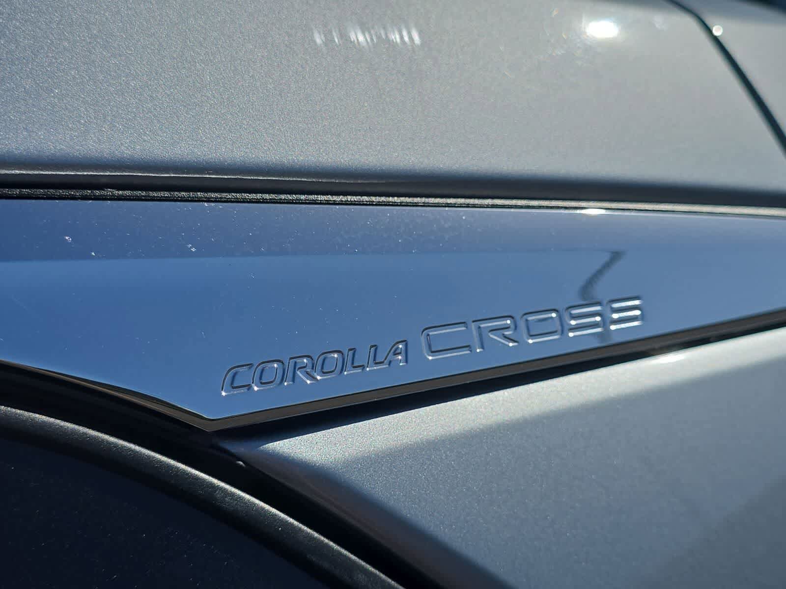 Certified 2024 Toyota Corolla Cross XLE FWD image 36