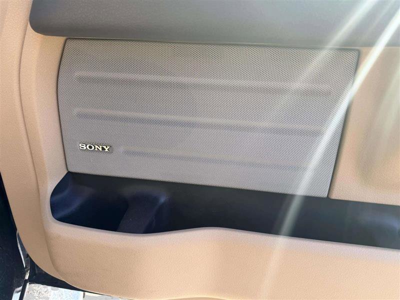 Used 2014 Ford F150 Lariat w/ Equipment Group 502A Luxury image 20