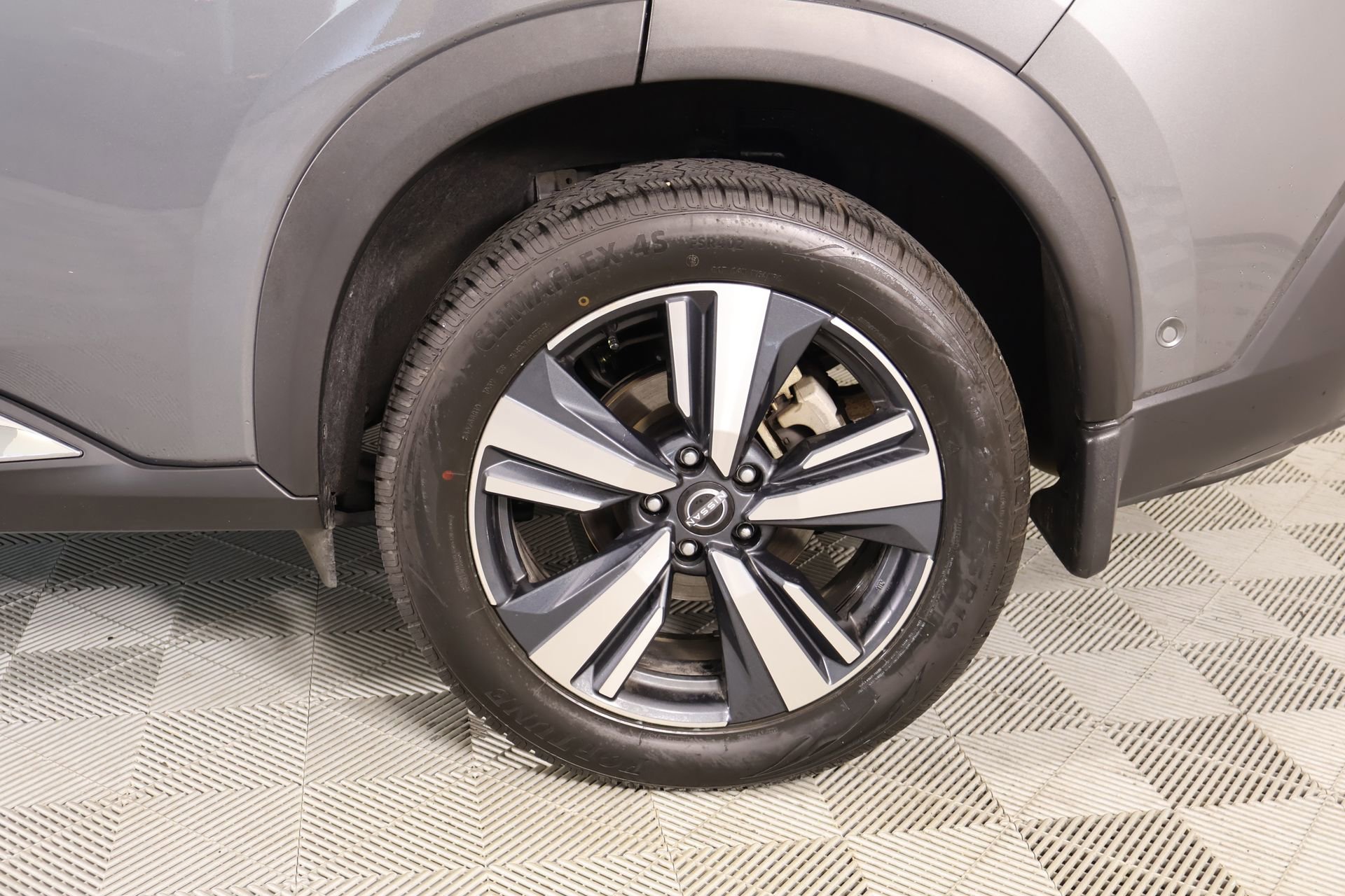 Used 2023 Nissan Rogue SL w/ SL Premium Package FWD image 20