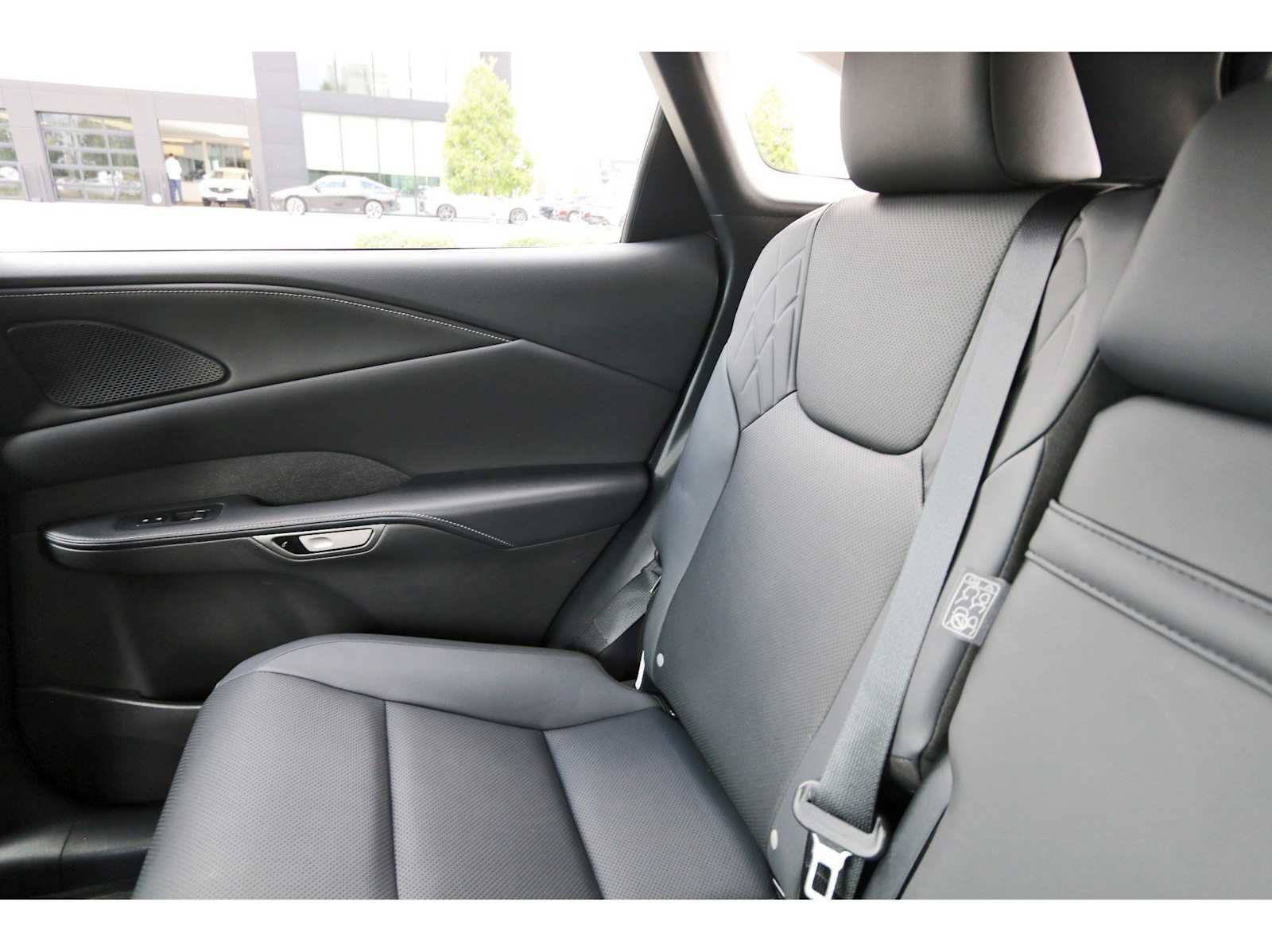 Used 2024 Lexus RX 350 FWD w/ Technology Package image 9