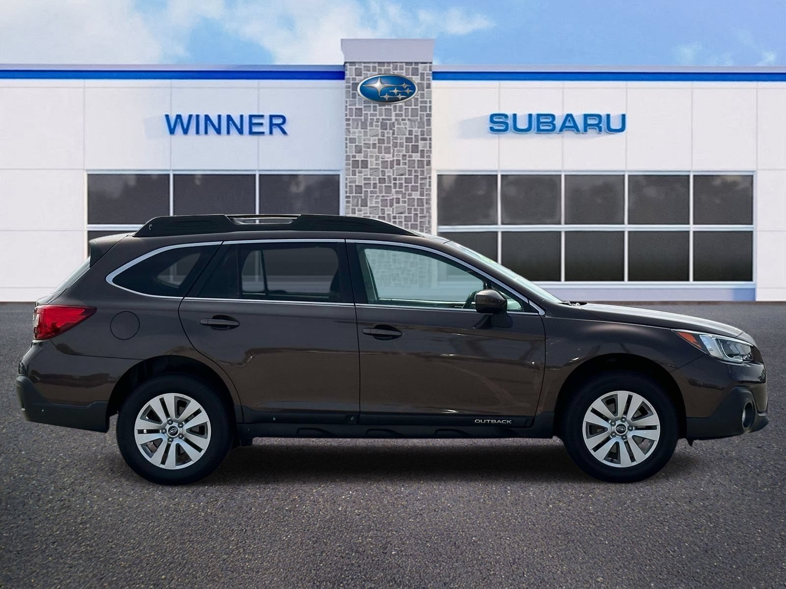 Used 2019 Subaru Outback 2.5i Premium AWD/4WD image 6