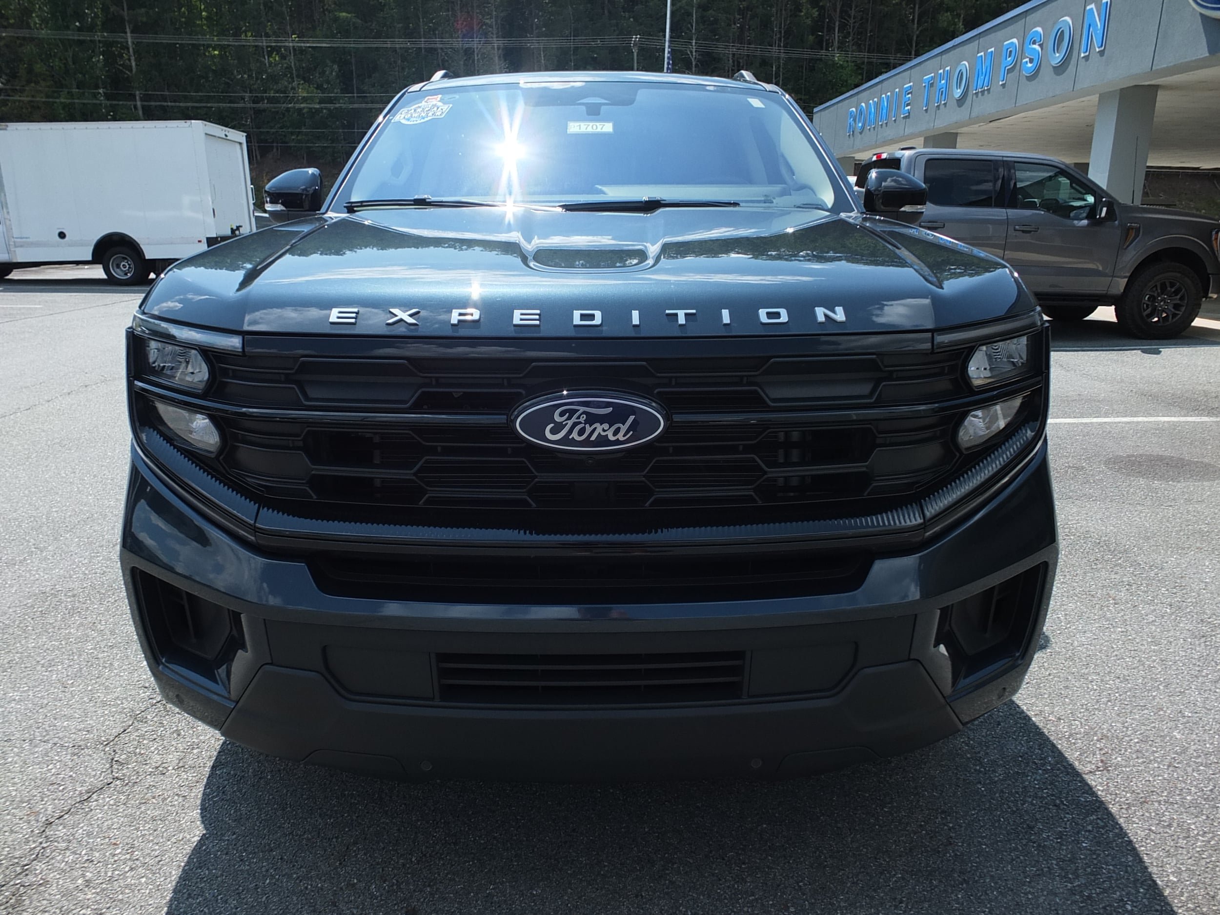 Used 2025 Ford Expedition Max Active RWD image 8