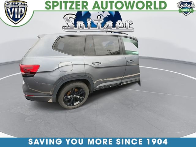 Used 2023 Volkswagen Atlas SEL R-Line image 9