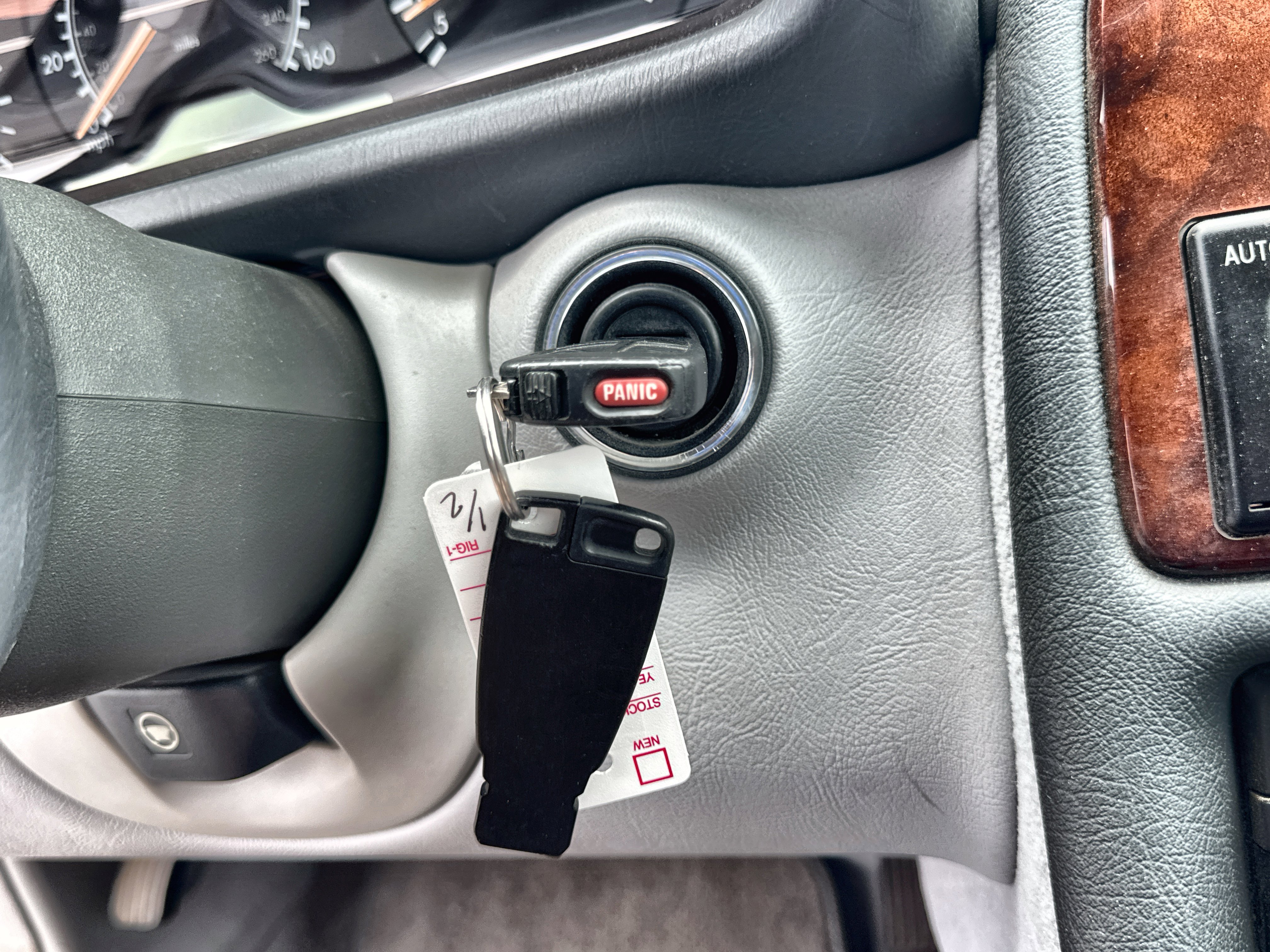 Used 1999 Mercedes-Benz CLK 320 Coupe image 15