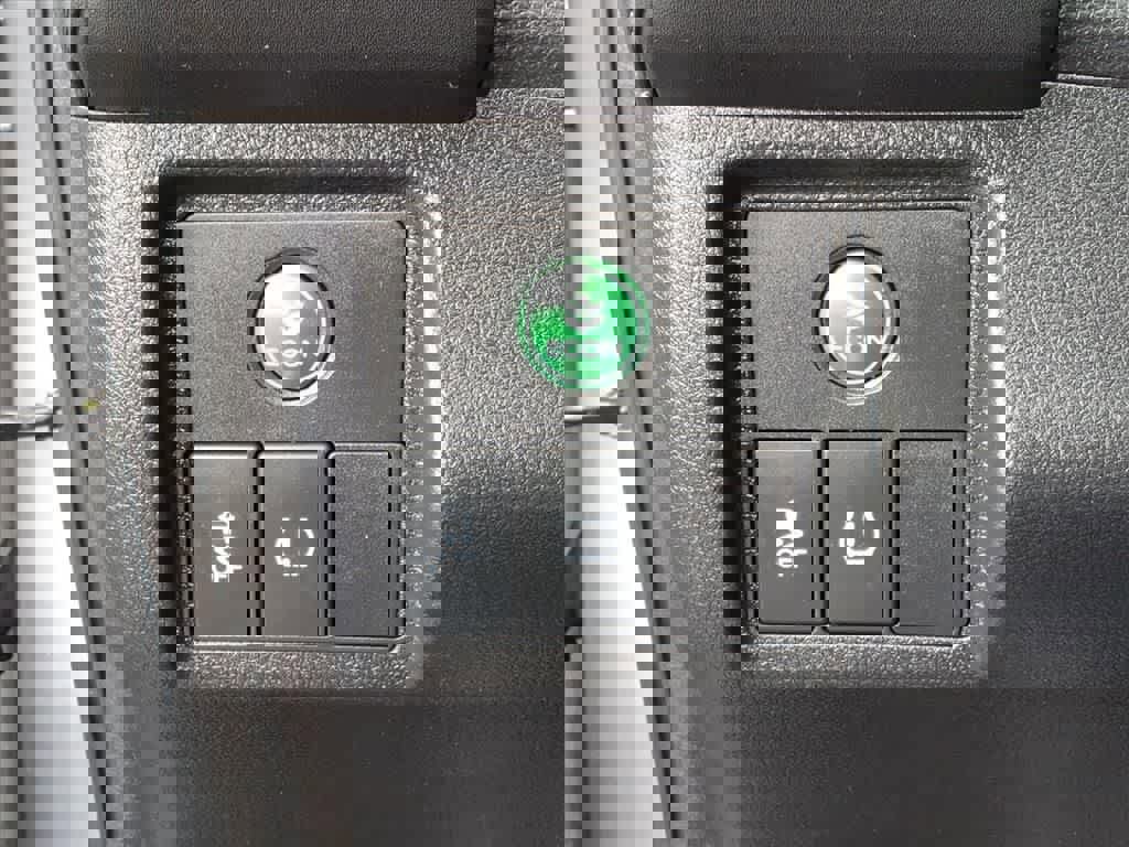 Certified 2019 Honda HR-V Sport image 16