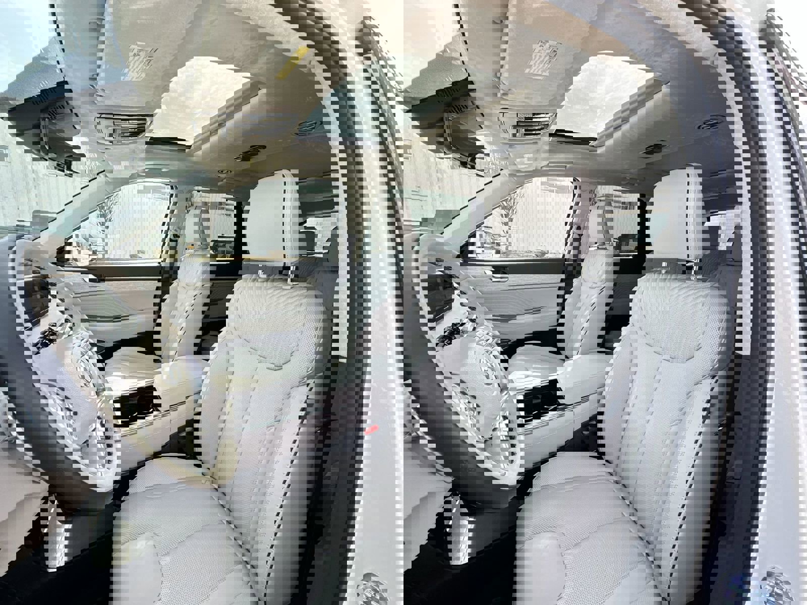 Used 2024 Hyundai Palisade Calligraphy image 19