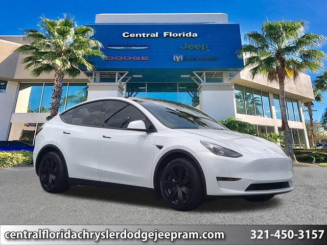 Used 2023 Tesla Model Y Long Range AWD/4WD image 1
