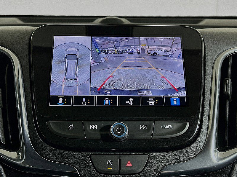 Used 2023 Chevrolet Equinox Premier image 17