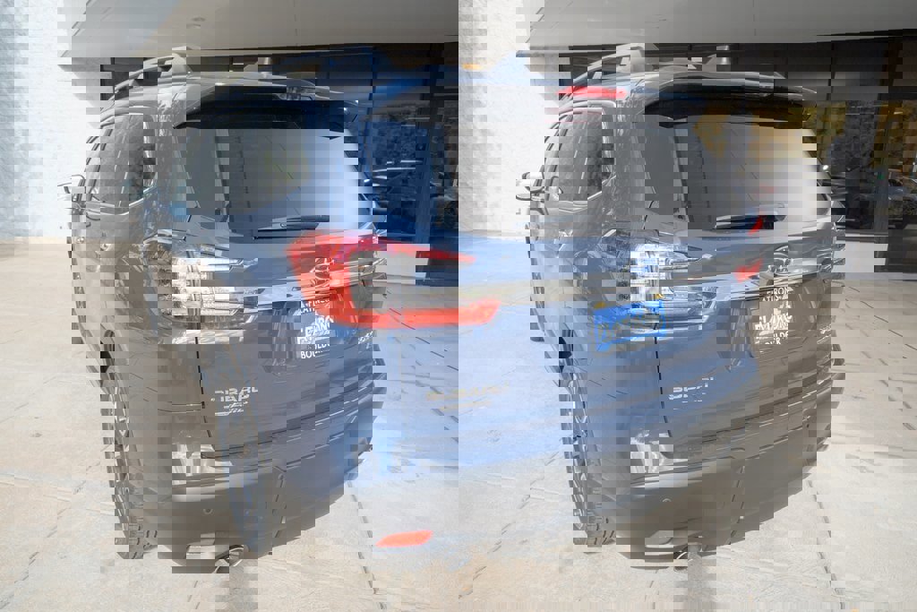New 2025 Subaru Ascent Touring image 5