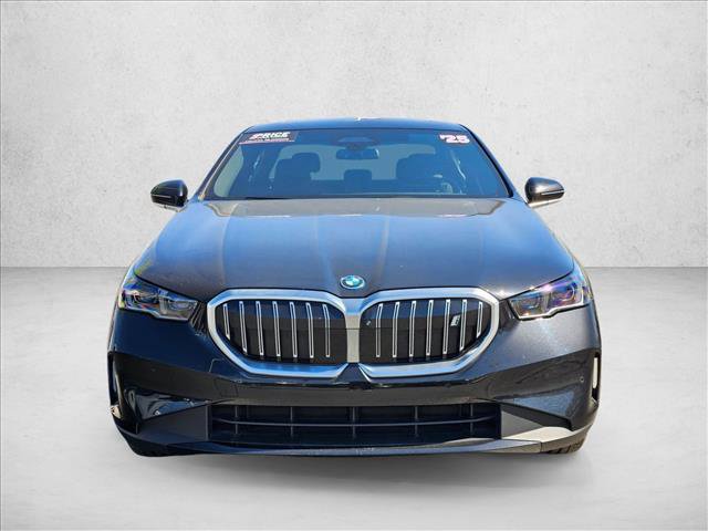 Certified 2025 BMW i5 eDrive40i w/ Premium Package image 2