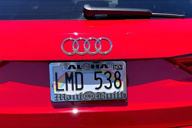 Used 2020 Audi Q3 2.0T Premium w/ Convenience Package AWD/4WD image 8