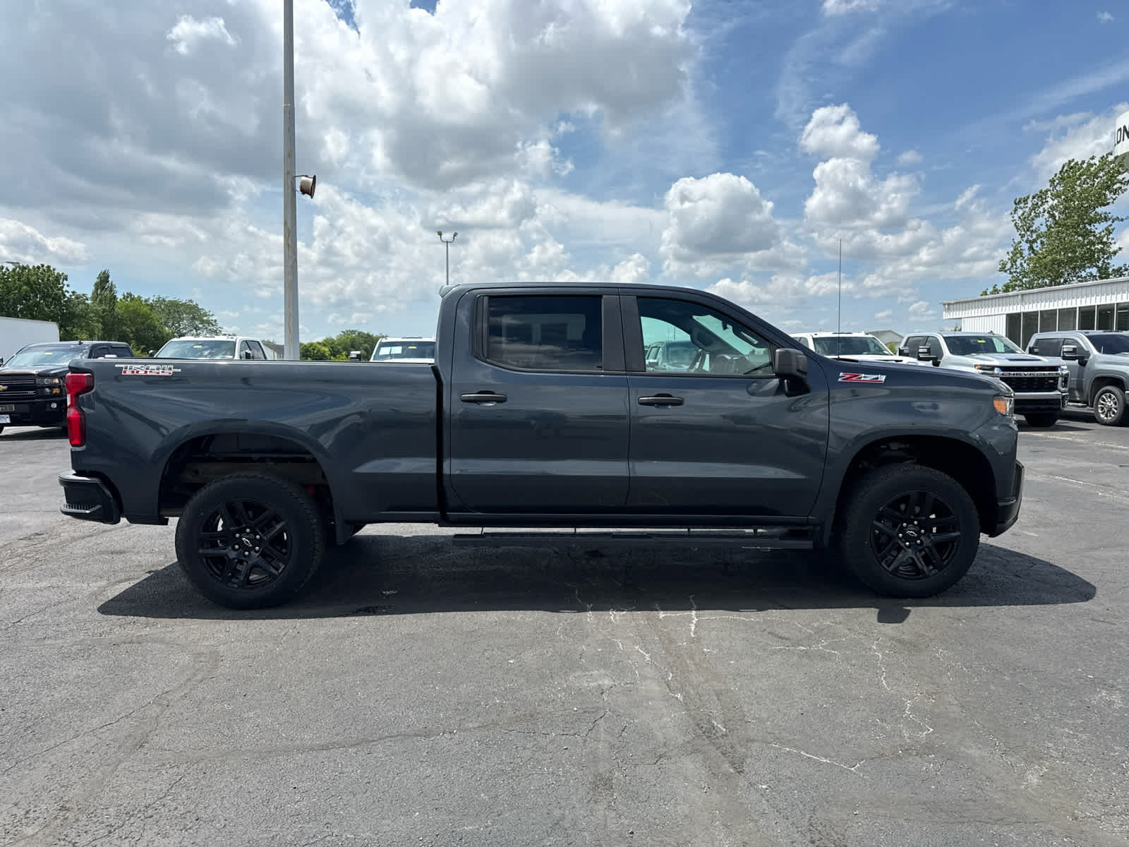 Used 2021 Chevrolet Silverado 1500 Custom Trail Boss w/ Safety Confidence Package AWD/4WD image 6