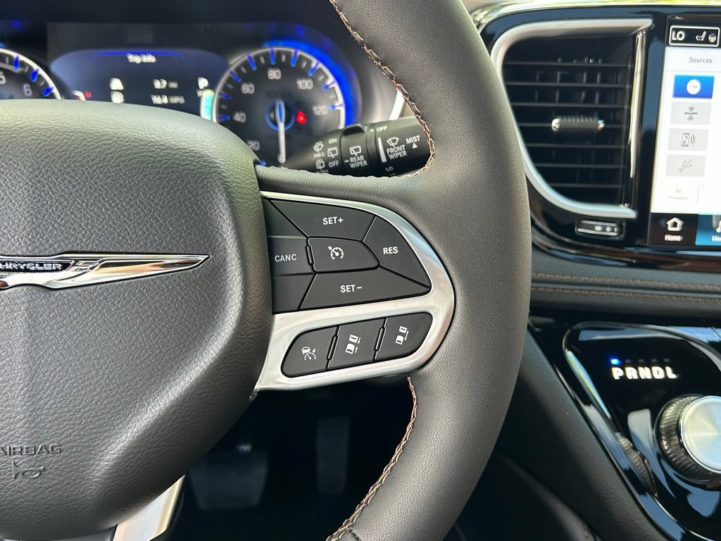 New 2026 Chrysler Pacifica Pinnacle AWD/4WD image 52
