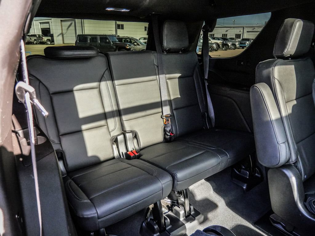 Used 2021 Chevrolet Tahoe Z71 w/ Luxury Package image 24