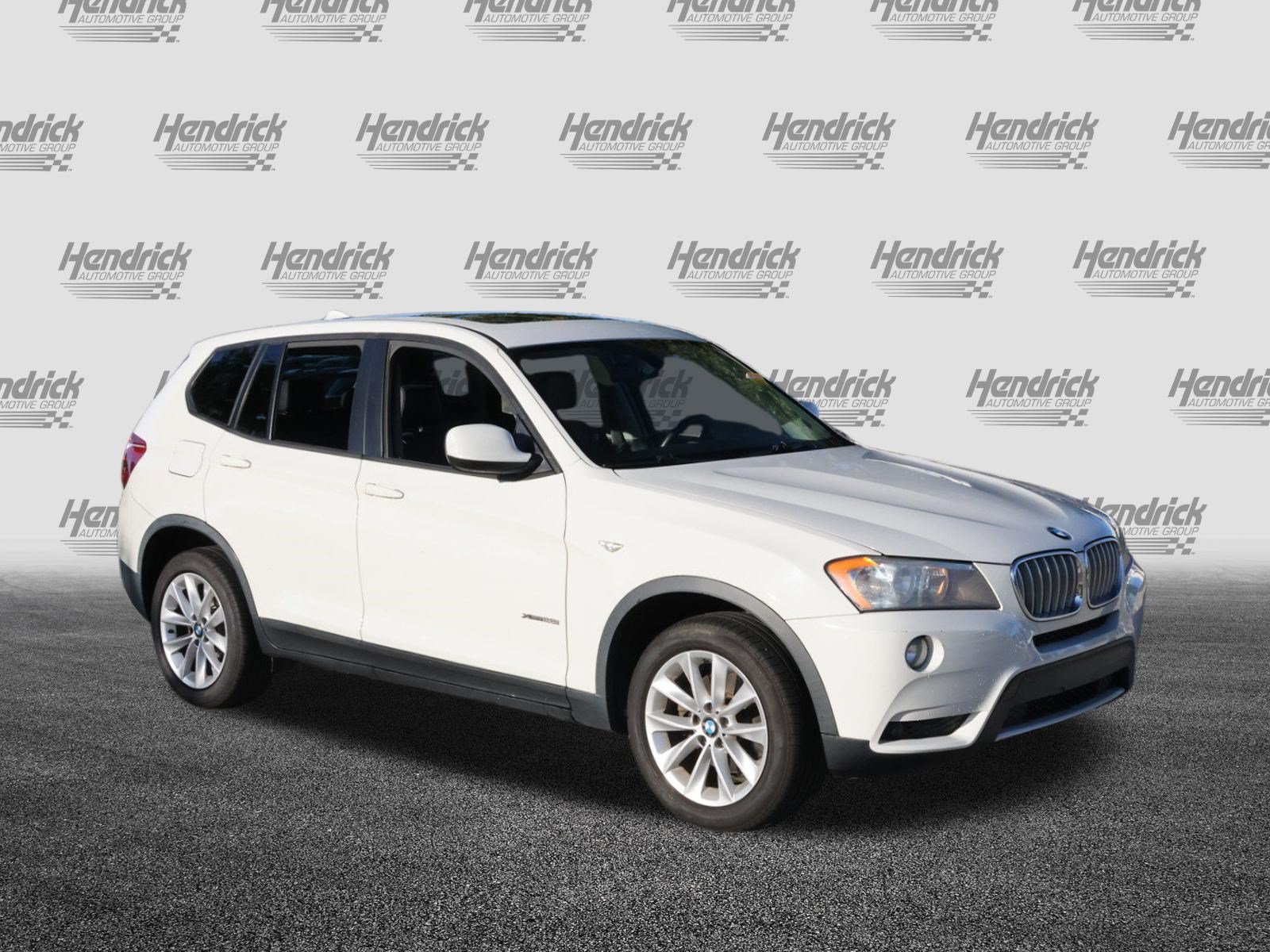 Used 2014 BMW X3 xDrive28i AWD/4WD image 2