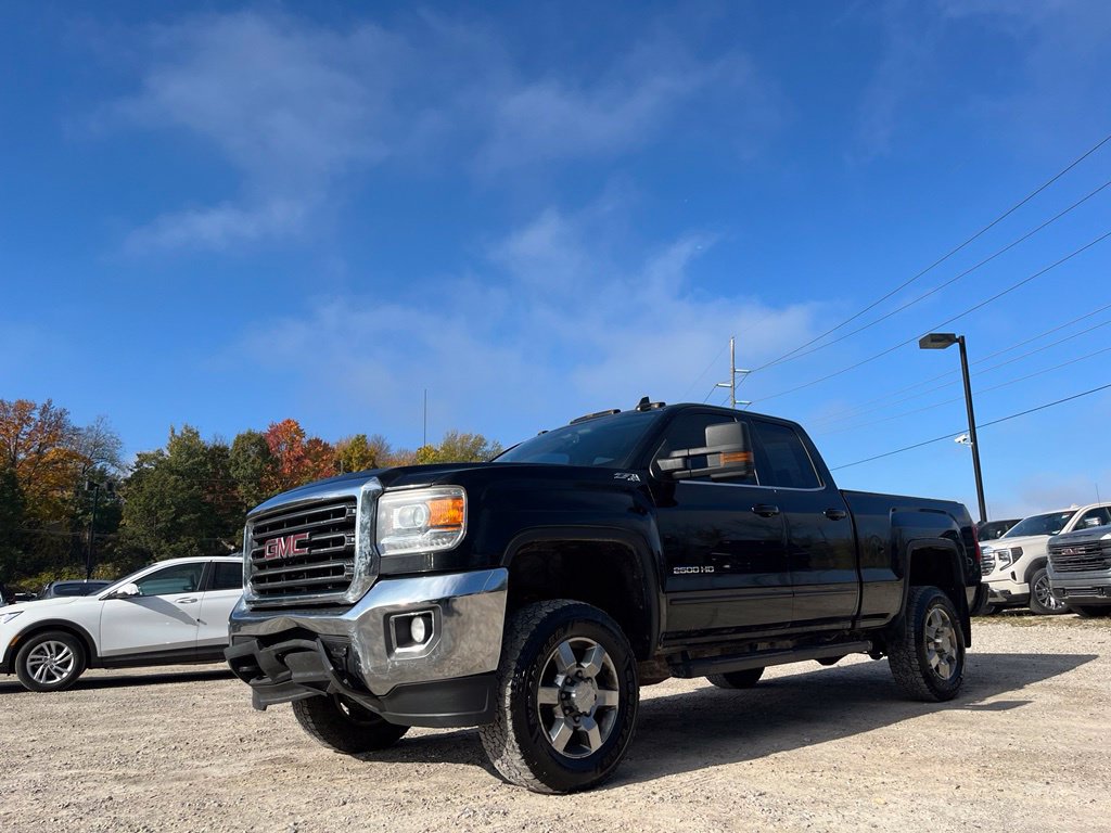 Used 2016 GMC Sierra 2500 SLE w/ SLE Preferred Package AWD/4WD image 2