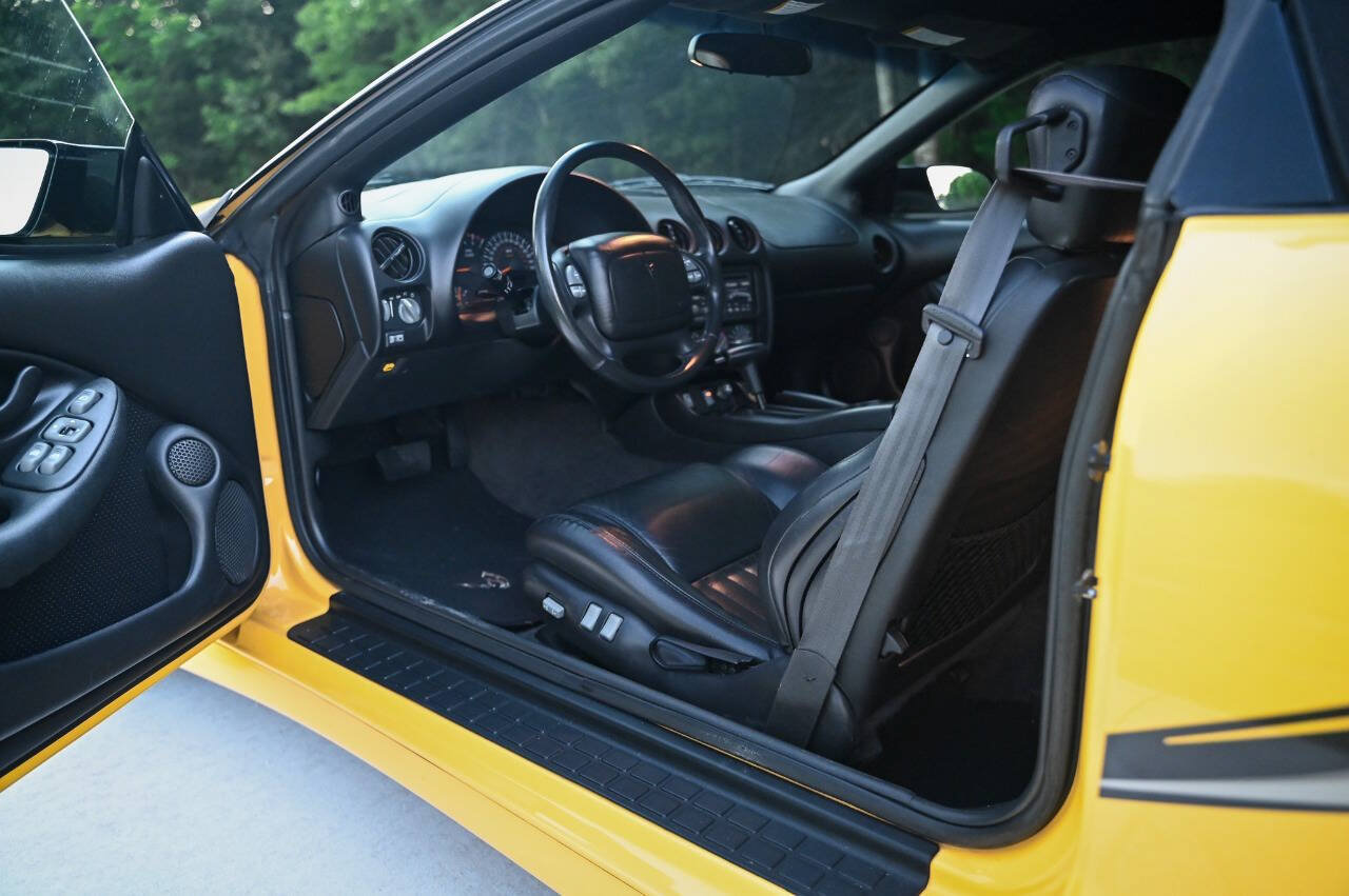 Used 2002 Pontiac Firebird Trans Am RWD image 82