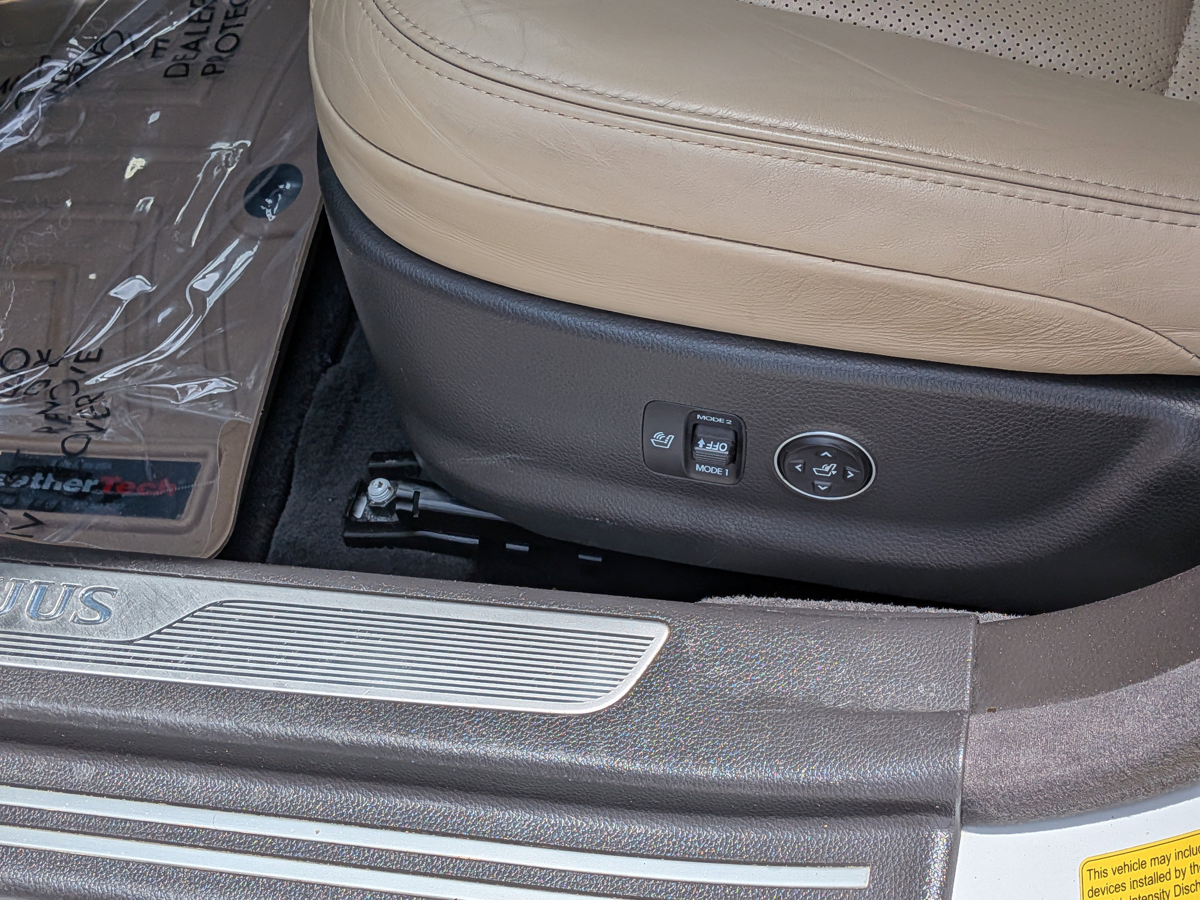 Used 2012 Hyundai Equus Signature RWD image 21