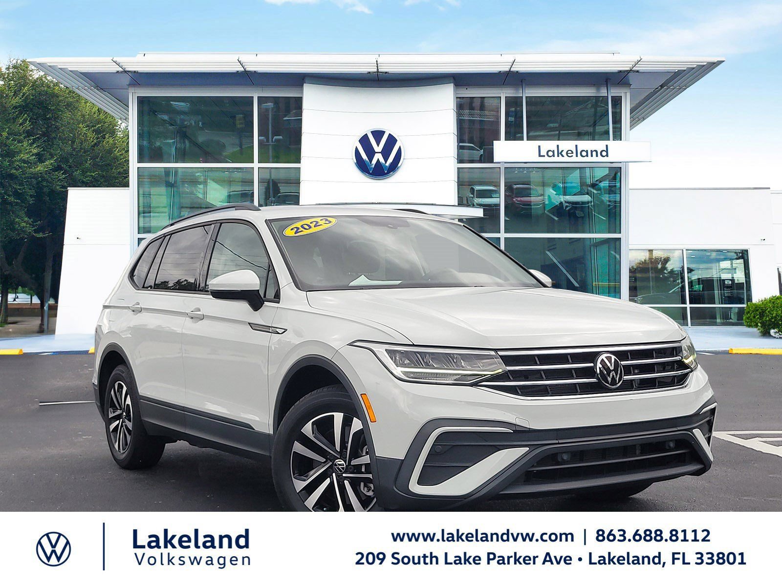 Used 2023 Volkswagen Tiguan S FWD image 1