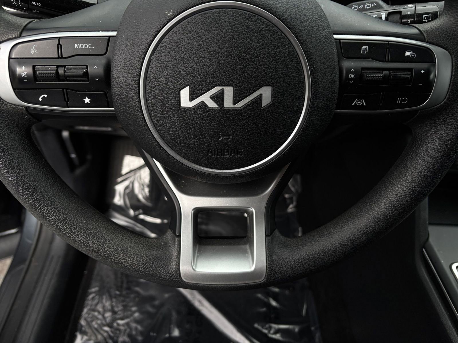 Used 2025 Kia Sportage LX image 27