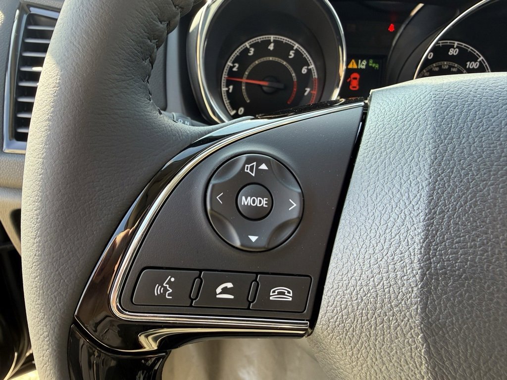 New 2026 Mitsubishi Outlander SEL image 28