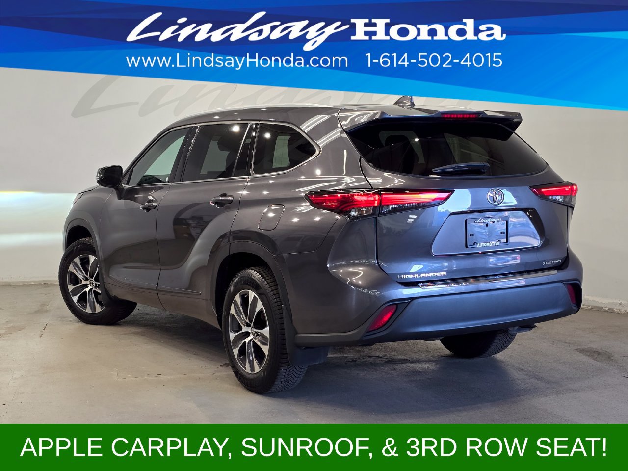 Used 2022 Toyota Highlander XLE AWD/4WD image 4