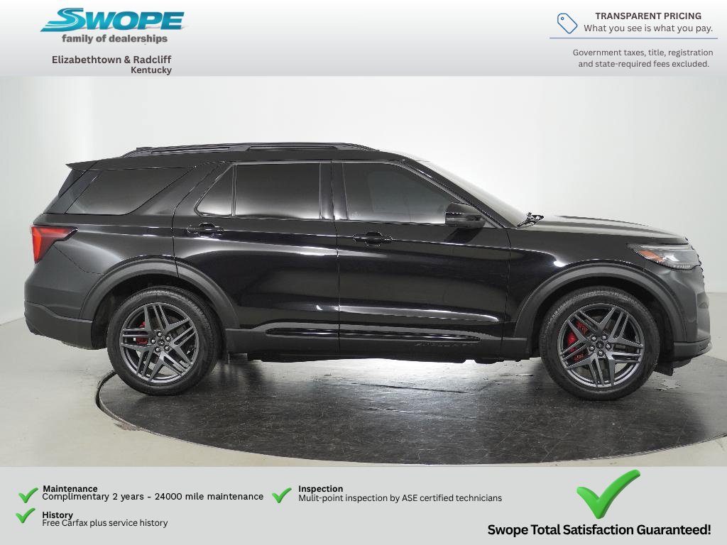 Used 2025 Ford Explorer ST AWD/4WD image 2