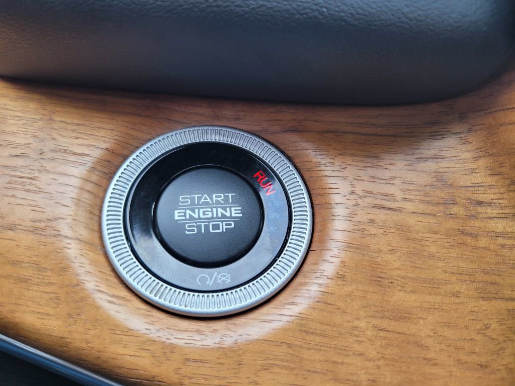 Used 2023 Jeep Grand Cherokee L Summit image 35