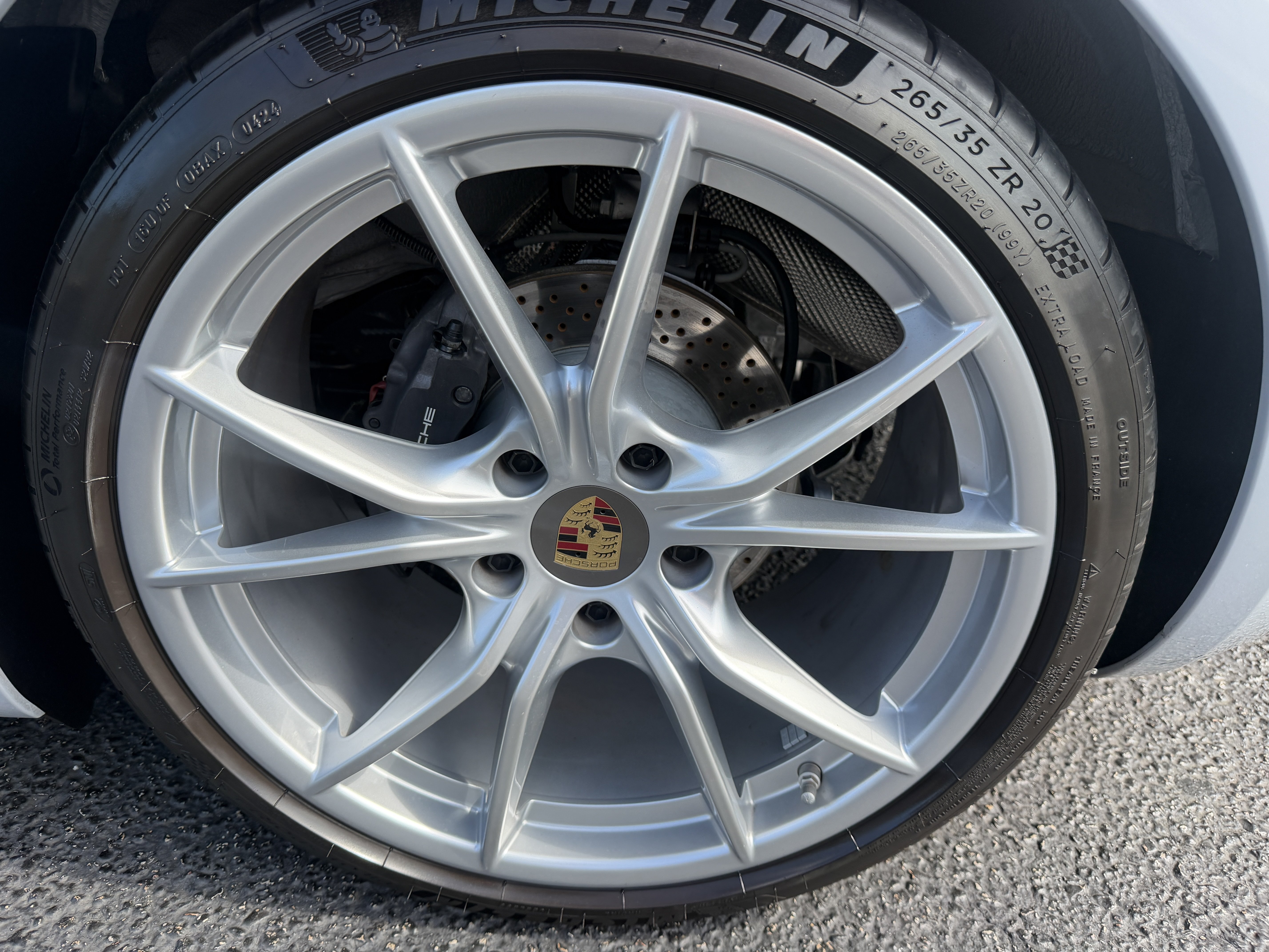Certified 2024 Porsche 718 Boxster RWD image 9