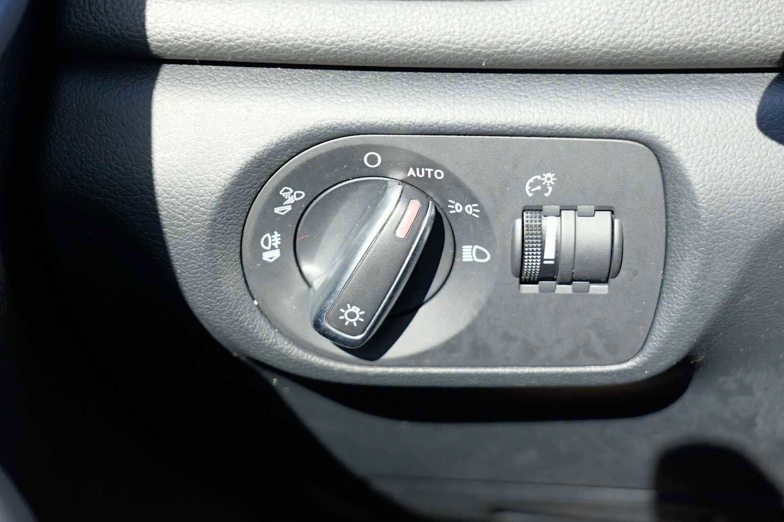 Used 2016 Audi Q3 2.0T Premium Plus image 18