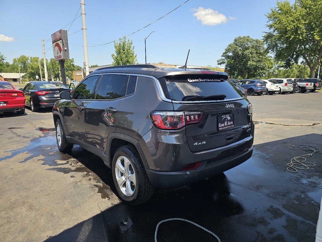 Used 2018 Jeep Compass Latitude w/ Popular Equipment Group AWD/4WD image 8